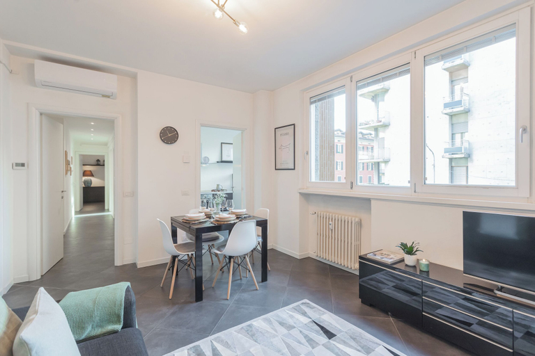 Others 5, Chiara's Apartment by Rent all Como, Como
