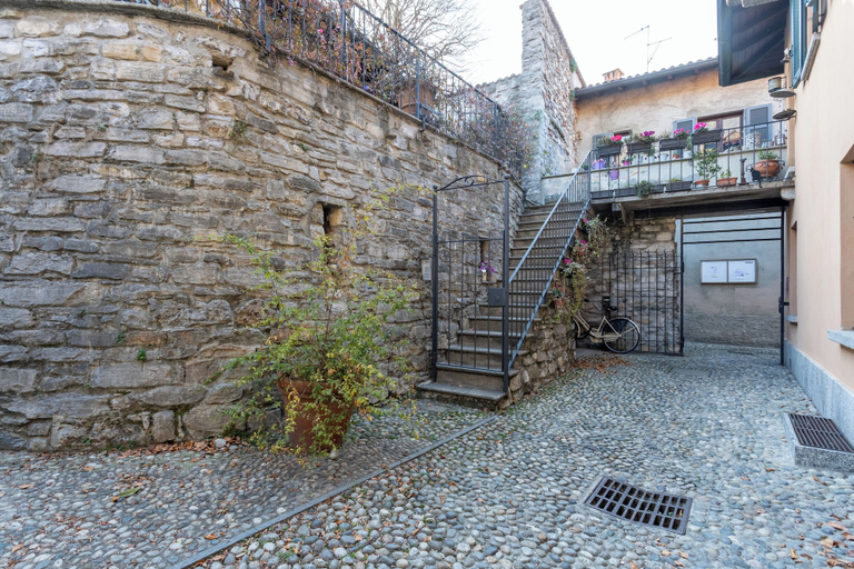 Exterior & Views 2, Ice Queen Chamber by Rent all Como, Como