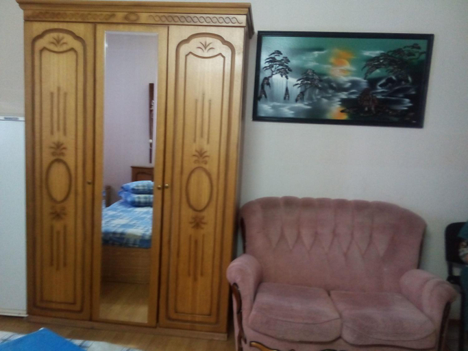 Others 4, Kadm, Minsk