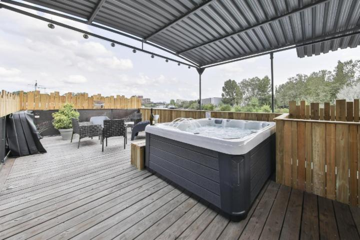 Others 5, La peniche de Fabrice avec Jacuzzi privatif, Bas-Rhin
