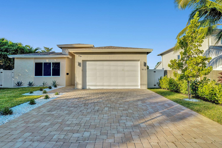 Others 5, Mimosa Sunrise Villa, Broward