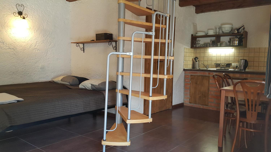 Others 2, Osada pod Czerwonym Debem - Czarny Mlyn, Puck