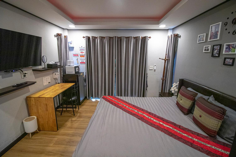 Bedroom 6