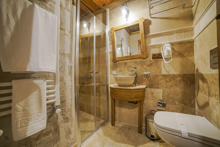 Bathroom 3, Henna Hotel, Nevşehir