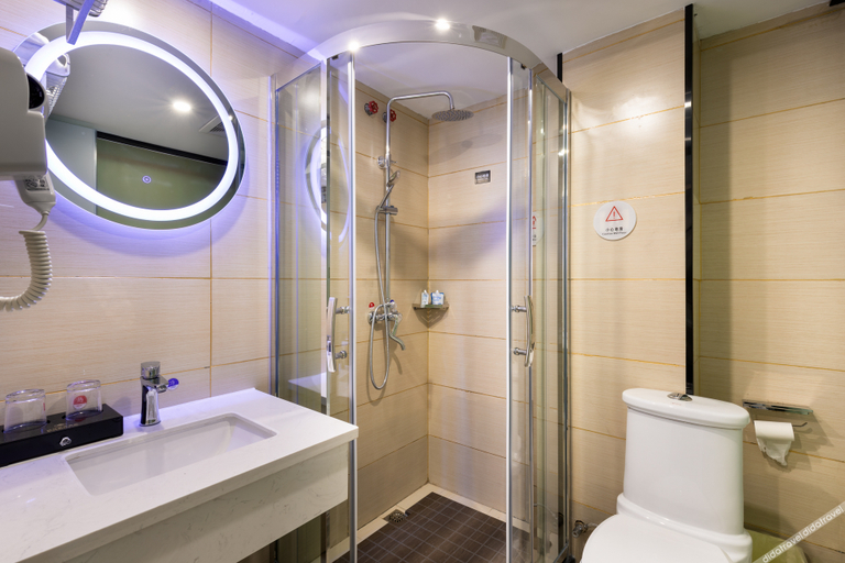 Bathroom 3, グリーンツリースマートチョイスホテル(), Ningde