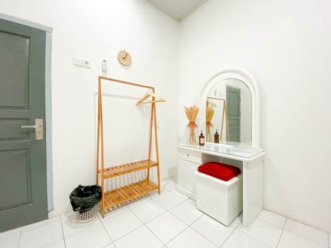 Bathroom 6