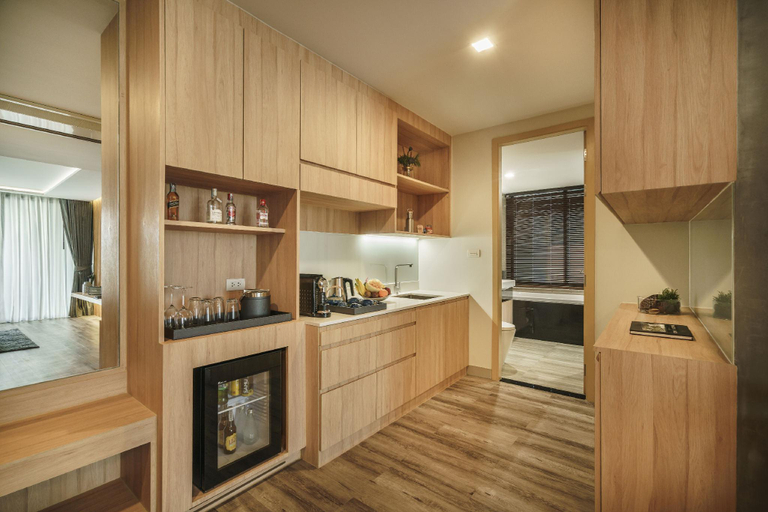 Dining Room 30