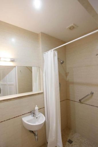 Bathroom 5, Pensjonat Krzysin, Pruszków