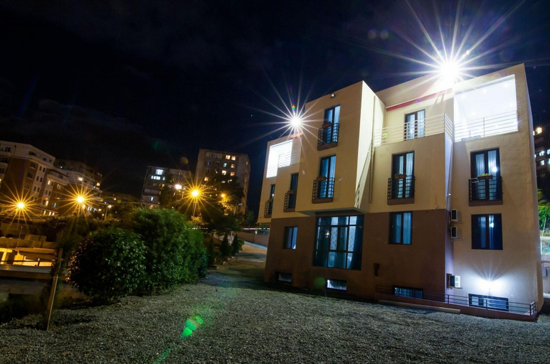 Exterior & Views 2, Hotel Ellegance, Tbilisi
