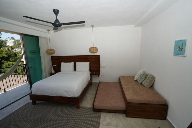 Bedroom 2, Hotel Puerto Sayulita, Compostela
