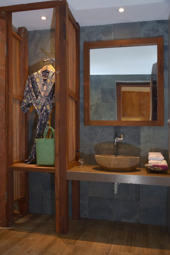 Bathroom 5