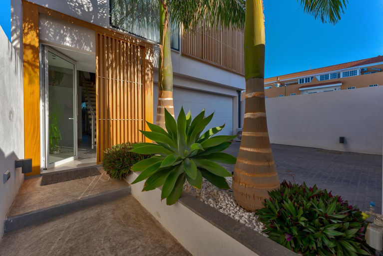 Entrance 5, Green House - Modern Villa in Tenerife, Spain, Santa Cruz de Tenerife