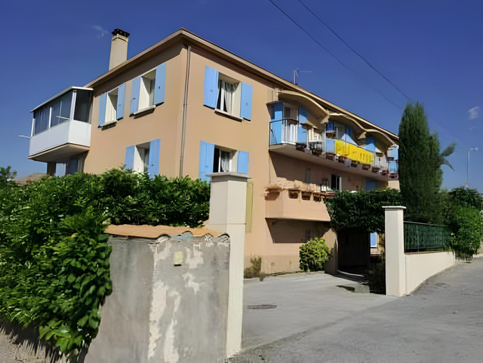 Others 4, Hotel Saint-Michel, Alpes-de-Haute-Provence