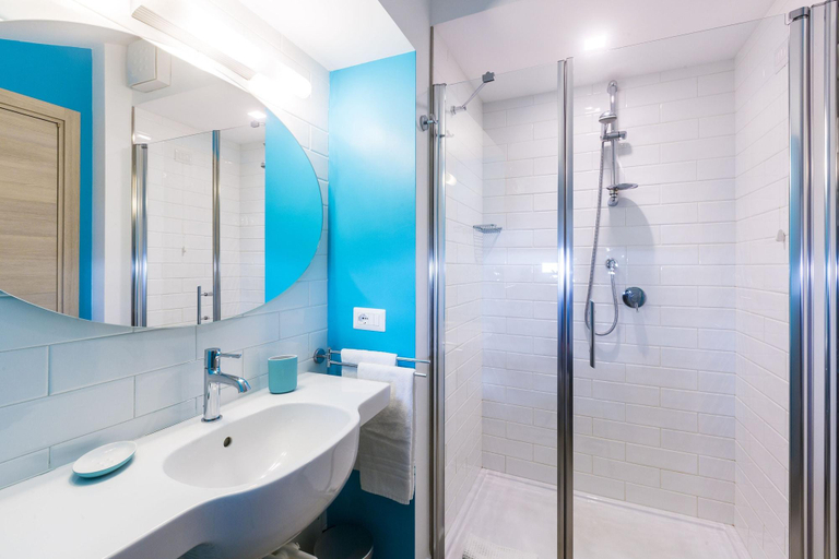 Bathroom 5, Casa Clementina - Marciano, Napoli