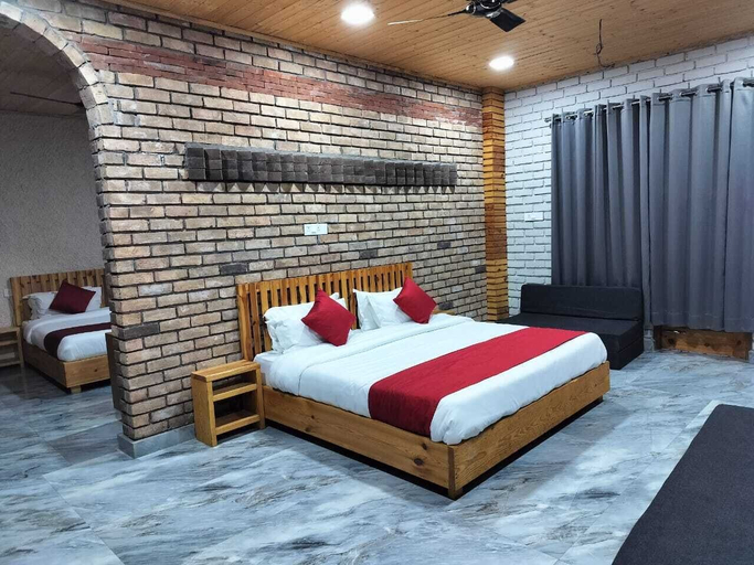 Bedroom, Hotel Paul Villa, Mandi