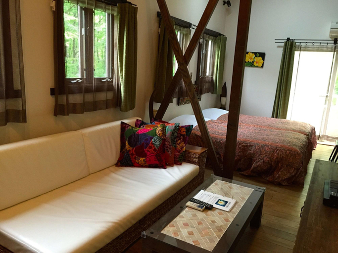 Bedroom 3, Estivant Club, Tsumagoi