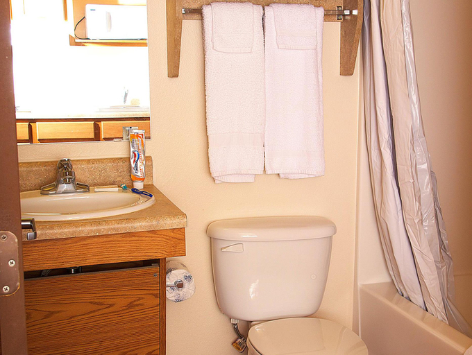 Bathroom 4, Extended Stay America Select Suites - Oklahoma City - Bethany, Oklahoma