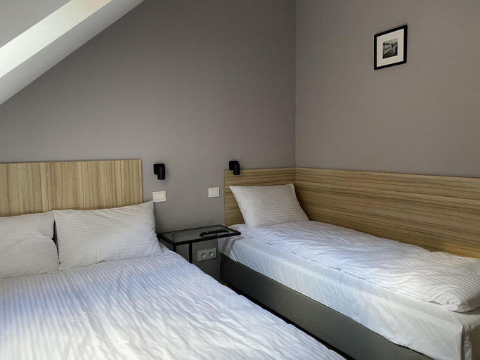 Bedroom 3, Stay Express Hotel, Vilniaus