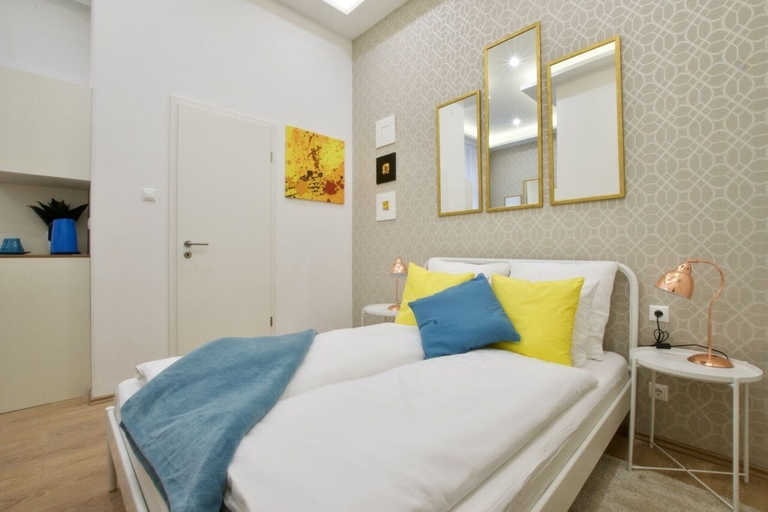 Bedroom 3, St King 11. Studio Apartments, Budapesti