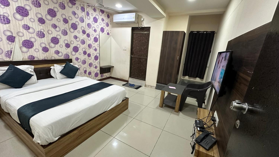 Others 4, Hotel New Shiv Kunj, Vadodara
