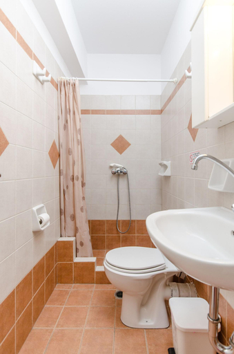 Bathroom 5, Antonia Studios, South Aegean