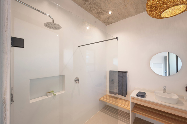 Bathroom 4, Khiwane Boutique Hotel, Mopani