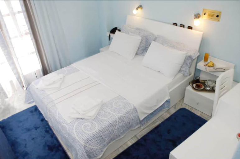 Bedroom 3, Hotel Galaxidi, Central Greece