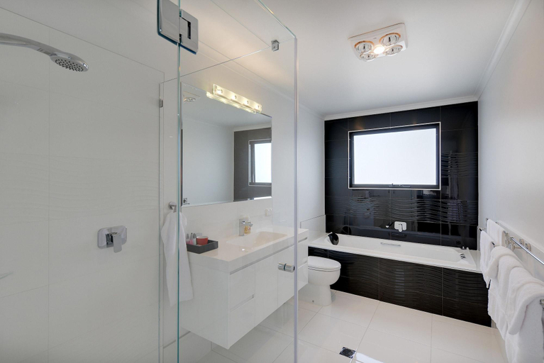 Bathroom 4, Burnie by the Bay Apartments, Burnie - Pt A