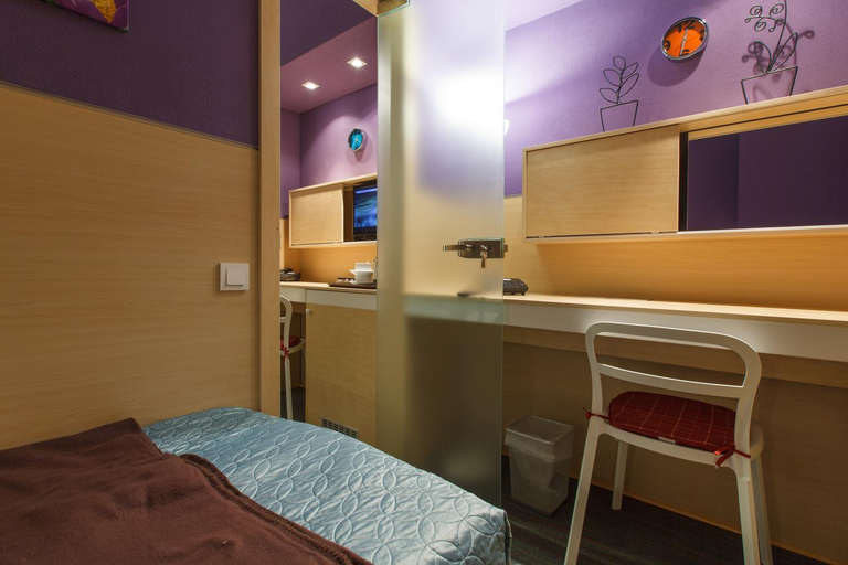 Bedroom 2, Sleeport, Dnipropetrovs'ka