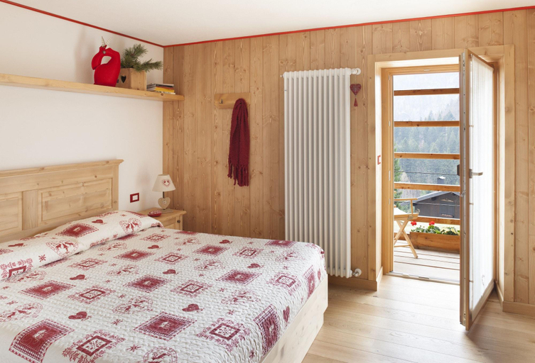 Bedroom 4, Albergo Diffuso Sauris in Lateis, Udine