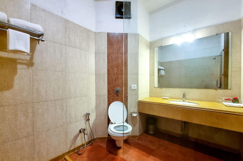 Bathroom 4, Lotus Eco Beach Resort Murud, Ratnagiri