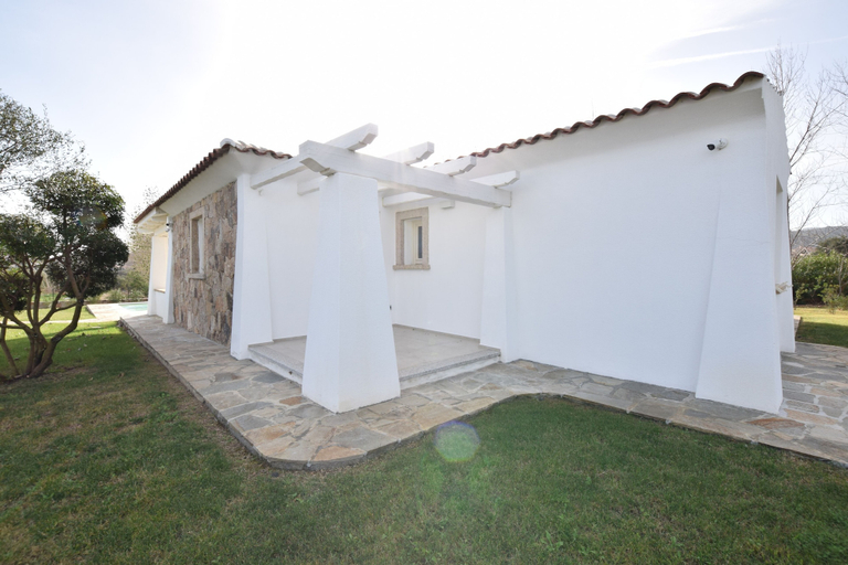 Exterior & Views 4, Villa Helios, Nuoro
