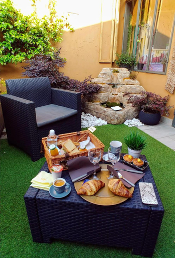 Food & Drinks, appartment & rooms SecondoPiano, Udine