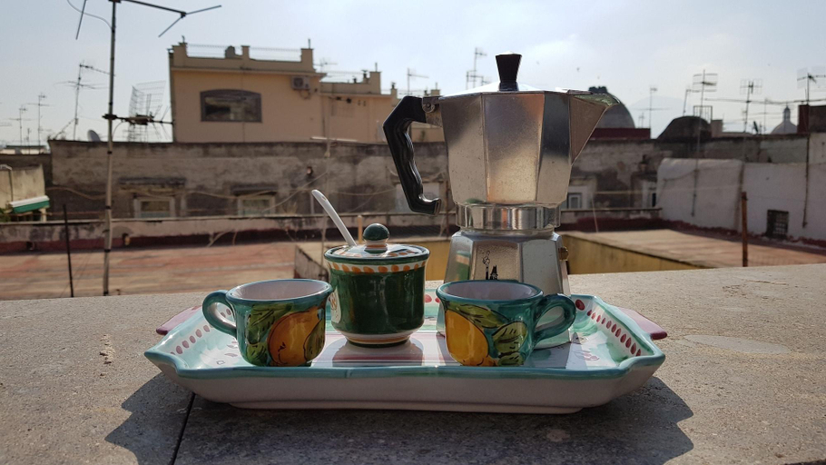 Food & Drinks 5, Il Miracolo B&B, Napoli