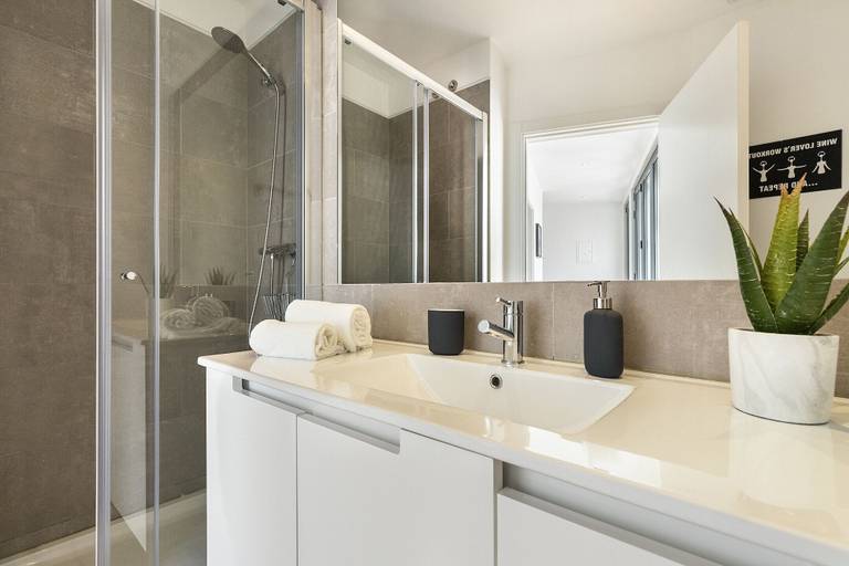 Bathroom, Belem Design 14 by Homing, Lisbon