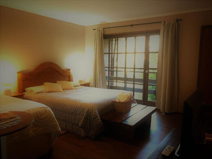 Bedroom 4, Las Juntas Ecolodge, Osorno