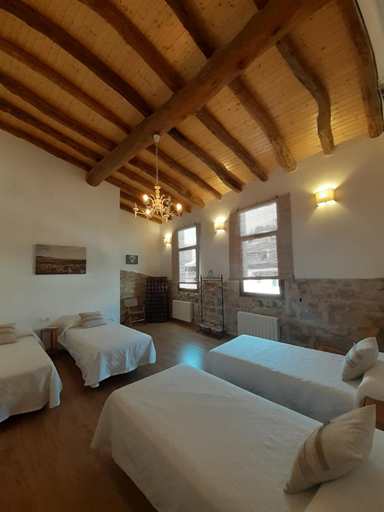 Others 4, Casa La Foradada, Tarragona