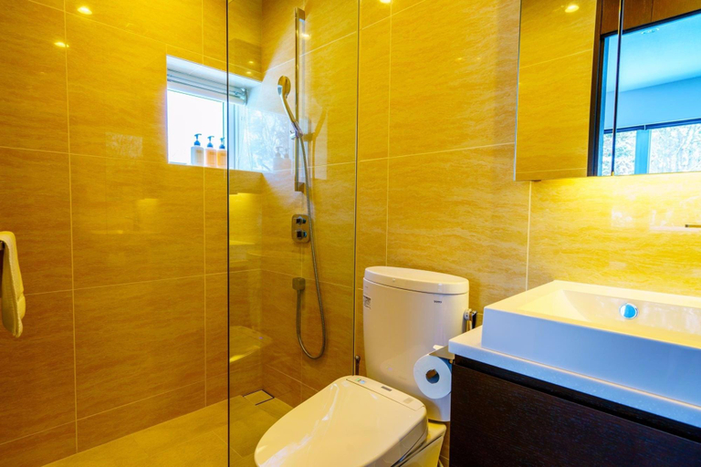 Bathroom 4, Mountainside Hakuba, Hakuba