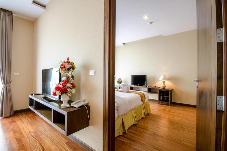 Bedroom 6
