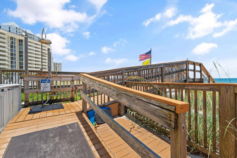Others 1, Ocean Breeze East 201, Escambia