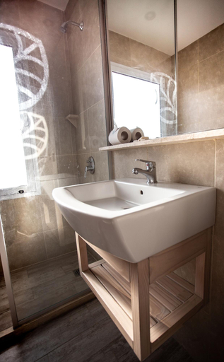 Bathroom 4, Eco Ski Hotel, Bariloche