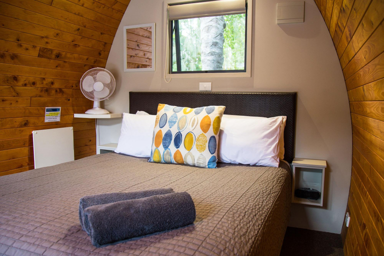 Bedroom 3, Hot Water Beach TOP 10 Holiday Park, Thames-Coromandel