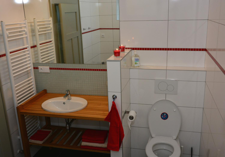 Bathroom 3, Vila Krocinka, Praha 9
