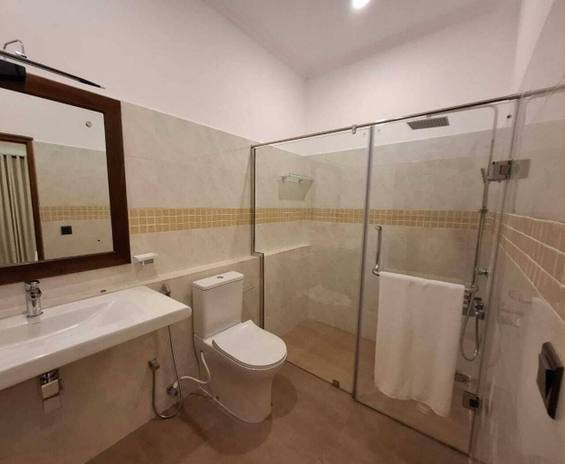 Bathroom, De centrum Hotel - Negombo, Katana