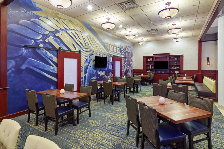 Food & Drinks 4, Residence Inn Milwaukee Downtown by Marriott, Milwaukee