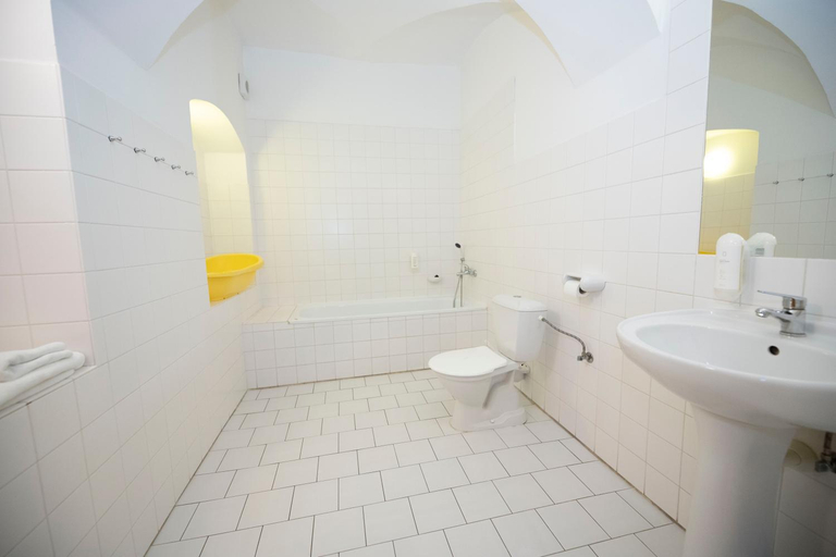 Bathroom 3, Hotel Praha, Náchod