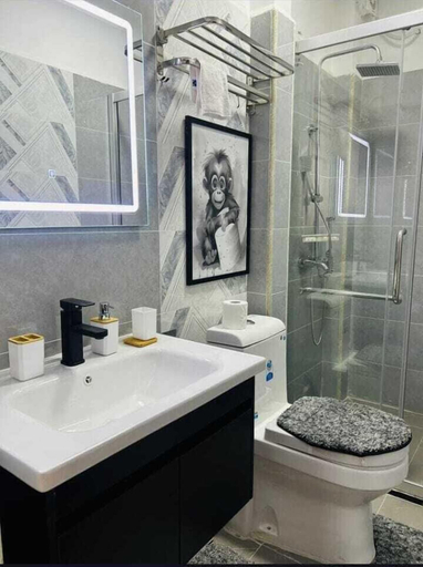 Bathroom 2, Manhattan by Edmor suites, Dagoretti North