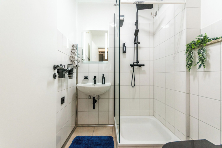 Bathroom 4, Hotel Essen, Essen