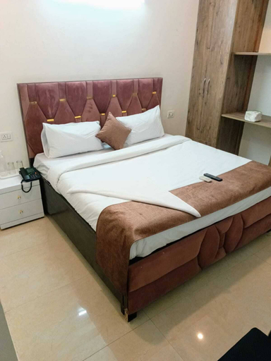Bedroom 3, Soooper Hotel, Gurgaon