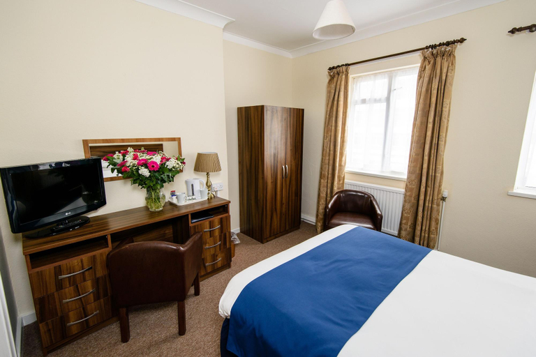 Bedroom 2, Imperial Hotel, East Sussex